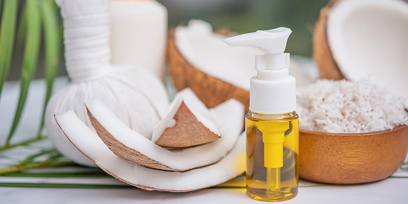 Manfaat Minyak Kelapa Untuk Rambut Beruban